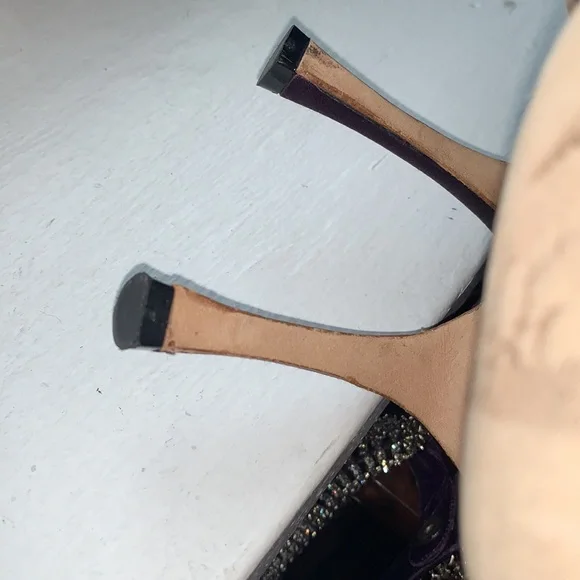 Manolo Blahnik Purple Satin Pointy Toe Heels with Rhinestone Ankle Strap, 37.5 - Picture 4 of 13